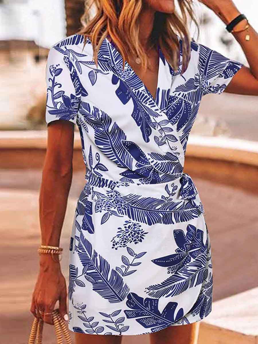 Stunncal Collar and leaf print mini dress